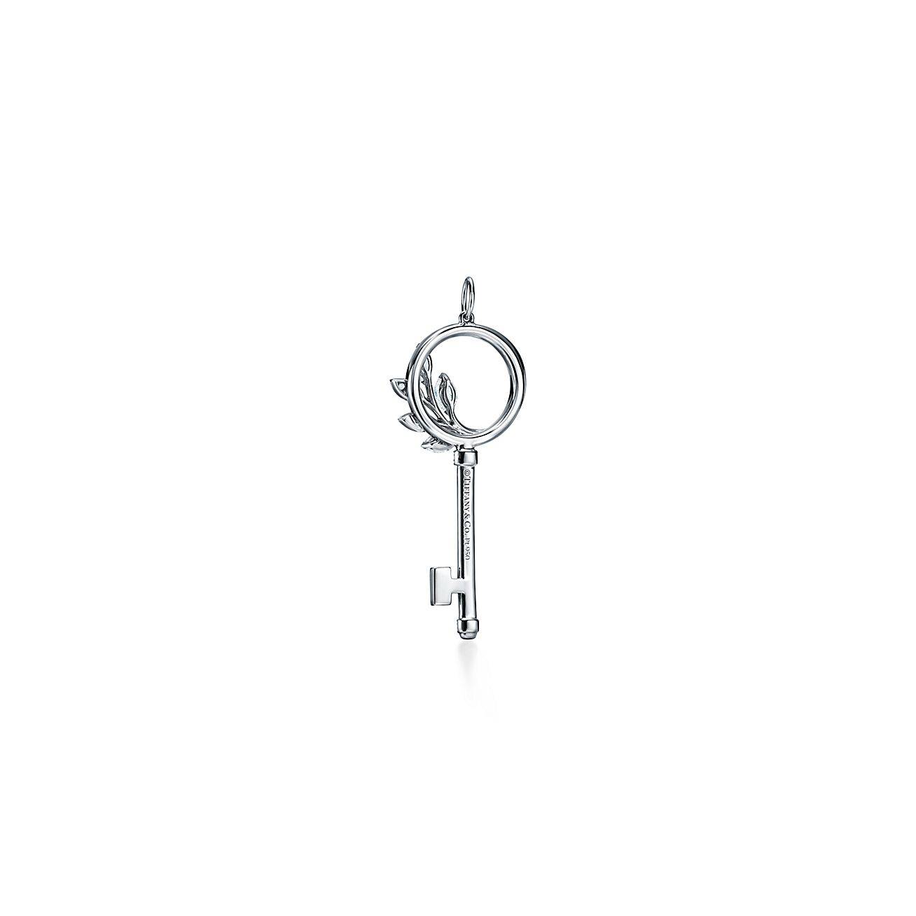 TIFFANY KEYS TIFFANY VICTORIA® DIAMOND VINE CIRCLE KEY IN PLATINUM