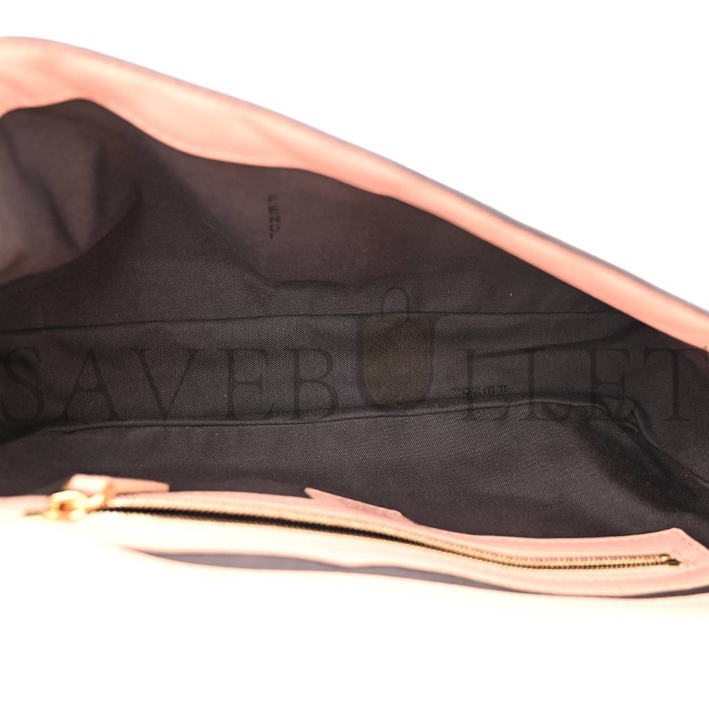 FENDI NAPPA FF 1974 EMBOSSED BAGUETTE ROSA BOURBON (27*15*6cm)